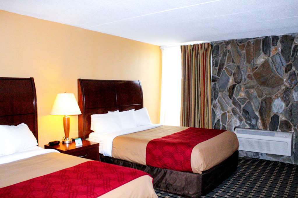 Econo Lodge Inn & Suites Брукингс Номер фото